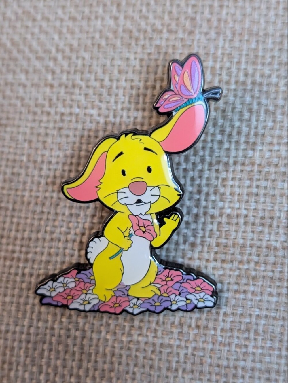 Loungefly rabbit Winnie The Pooh Babies Floral pin